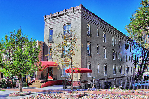 Primary Photo - Governor's Park West