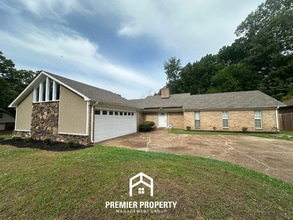 Building Photo - 2295 Carrollwood Ln