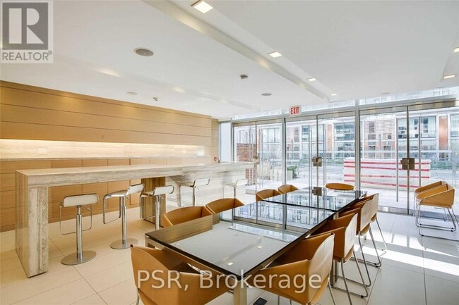 Building Photo - 39 Queens Quay E