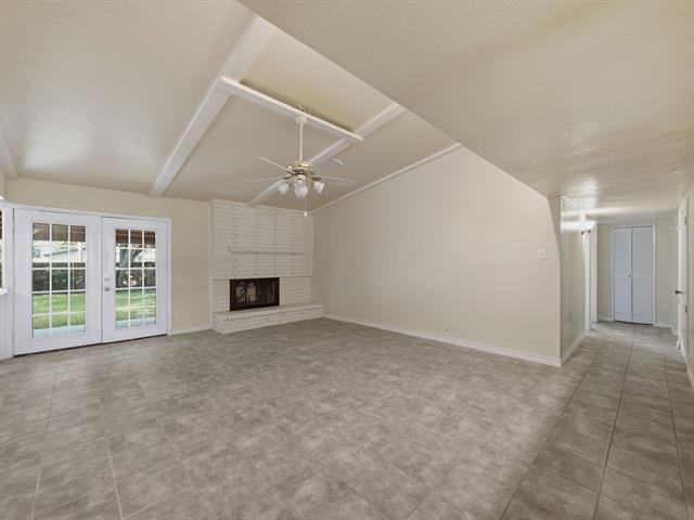 Foto del edificio - 1000 Windy Meadow Dr