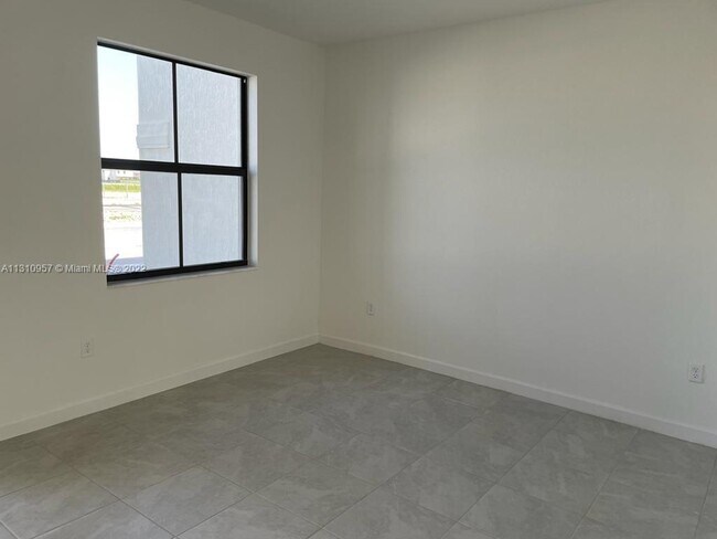 Building Photo - 12920 SW 232nd St