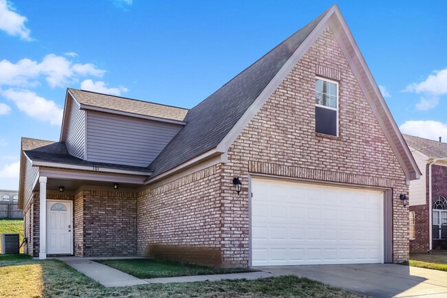 Building Photo - 101 Switchgrass Cove