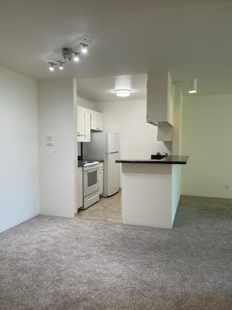 Building Photo - 371 Imperial Way #301