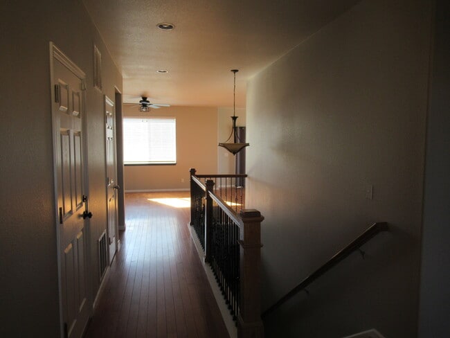 Building Photo - 8007 Briarthorn Ln