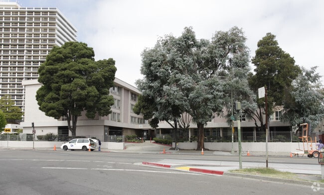 Lake Merritt Apartments Oakland Ca