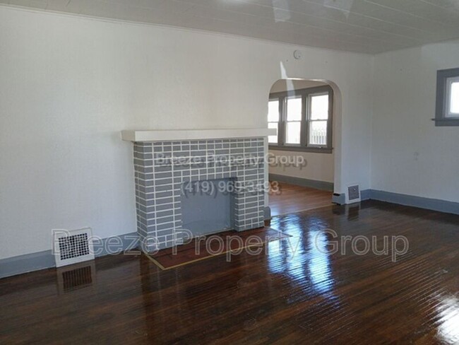 Foto del edificio - 4345 Burnham Ave