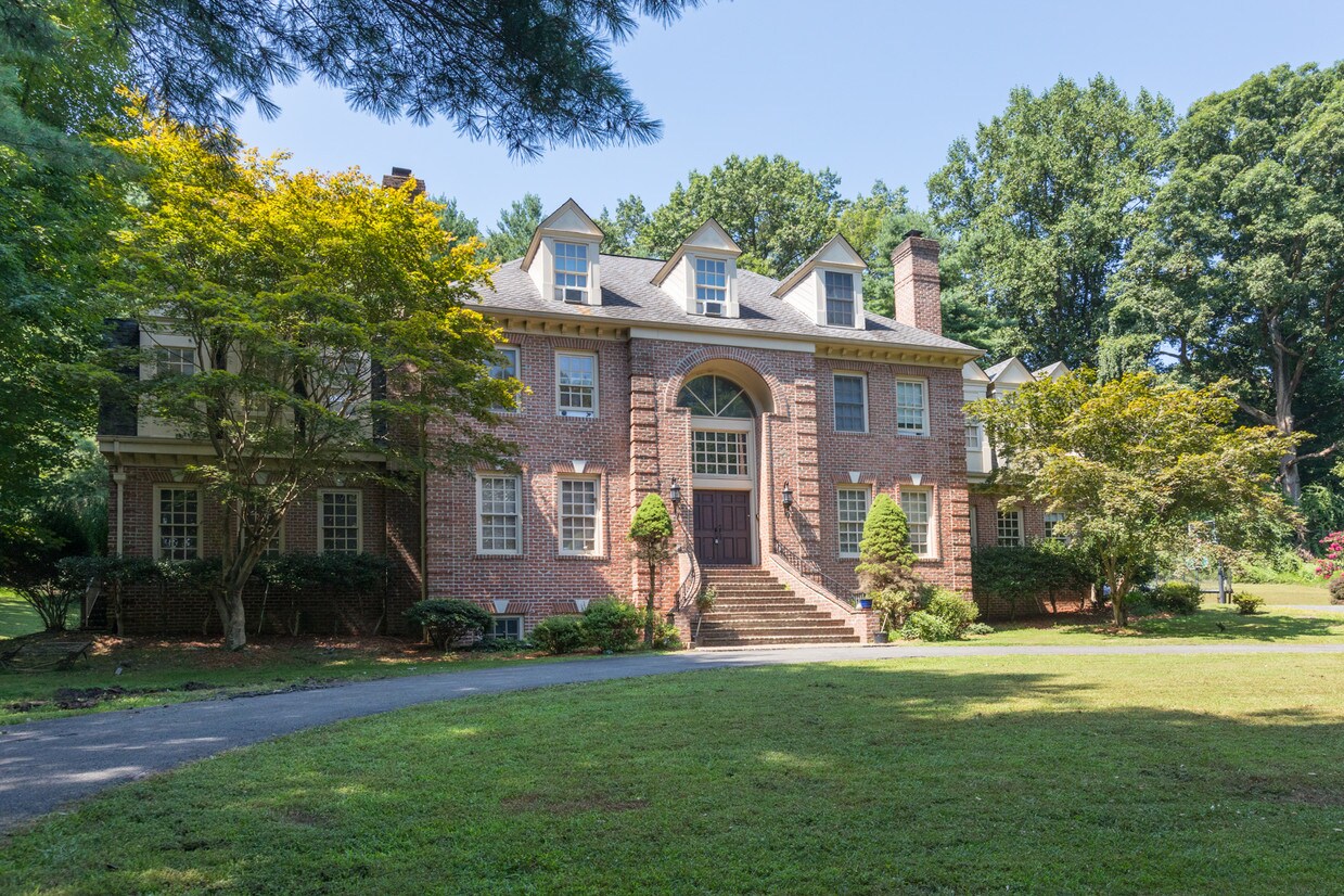 1524 Windstone Dr, Vienna, VA 22182 House Rental in Vienna, VA