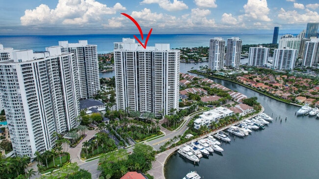 Building Photo - 21055 Yacht Club Dr
