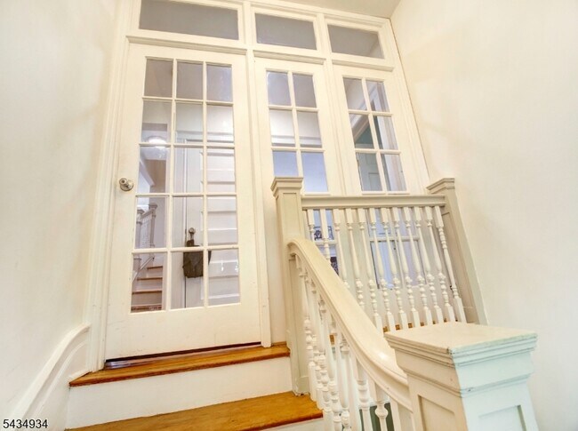 Foto del edificio - 285 Claremont Ave