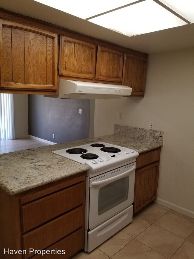 Building Photo - 5945 Moss Creek Cir
