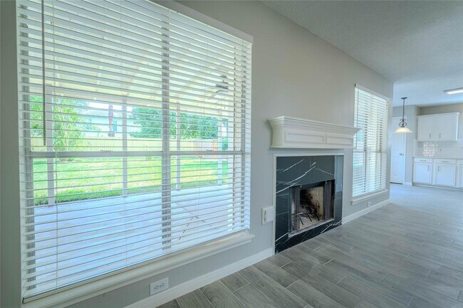 Building Photo - 11942 Kleinmeadow Dr
