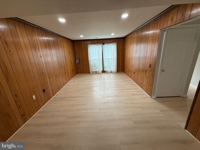 Foto del edificio - 12009 Amblewood Dr