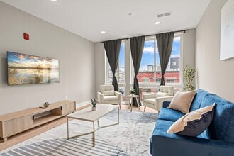 Building Photo - 916 N Delaware Ave