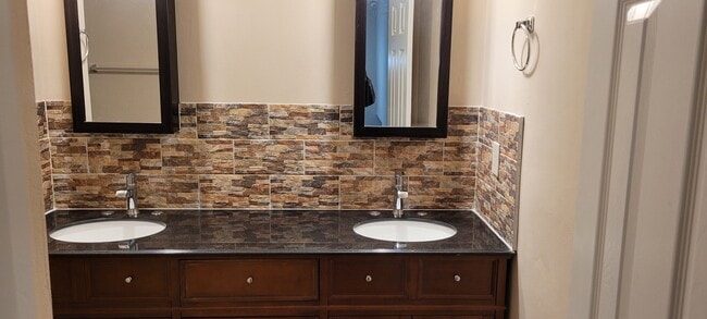 new 2 sinks vanity with medical cabinets - 10001 kodiak Dr
