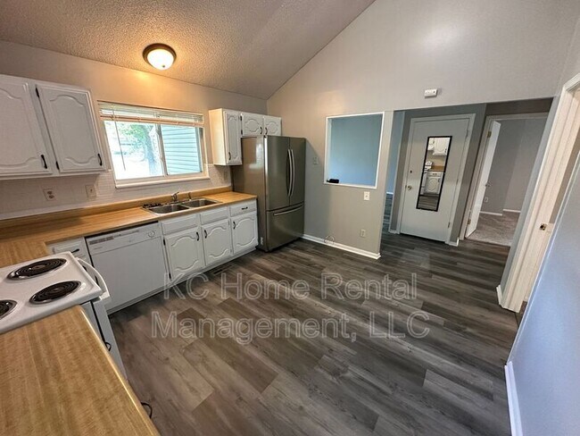 Foto del edificio - 8209 Webster Avenue
