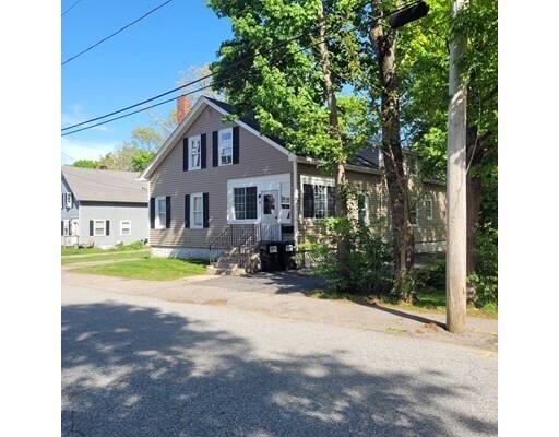 Primary Photo - 6 Howard Ave