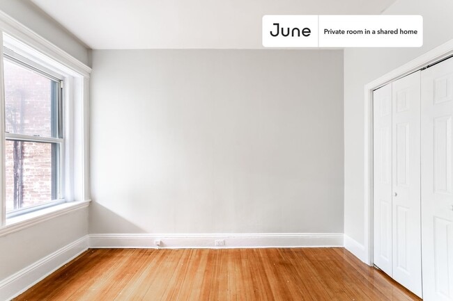 Building Photo - Room in Shared 4 bed/2 bath home in Brookline
