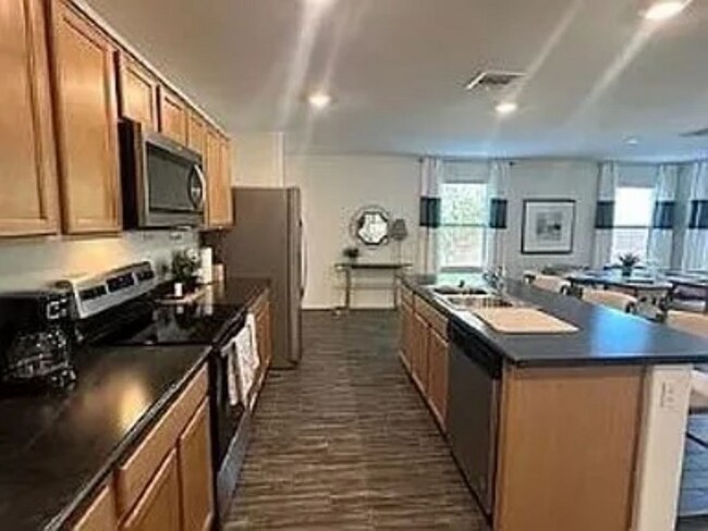 Foto del edificio - 13037 E Iron Chief Dr