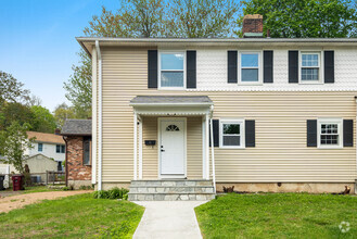 Building Photo - 110 Cold Spring Cir
