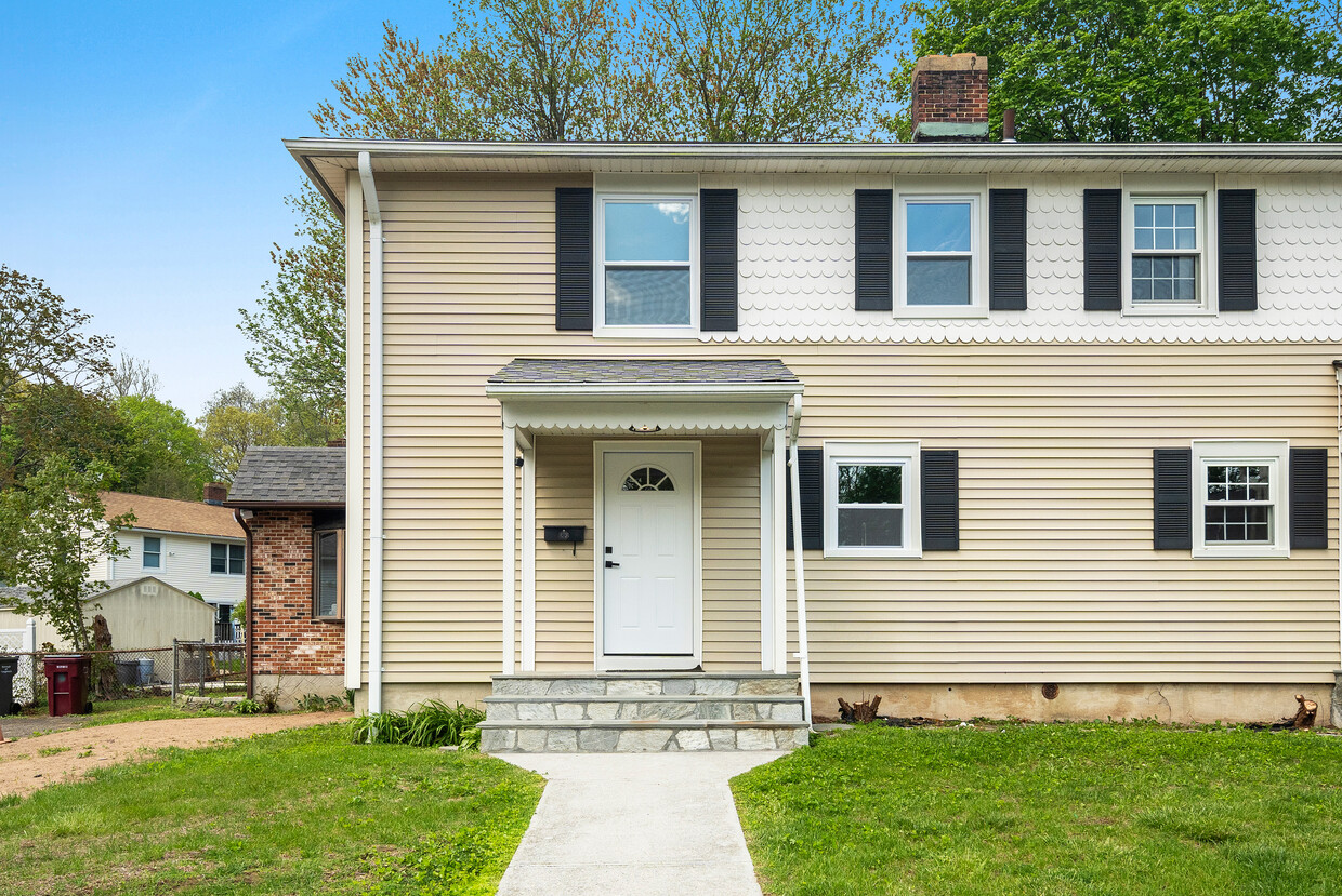 Foto principal - 110 Cold Spring Cir