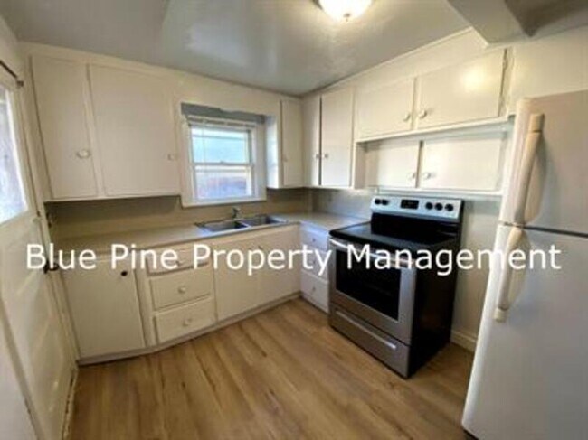 Foto del edificio - 252 N Shilling Ave