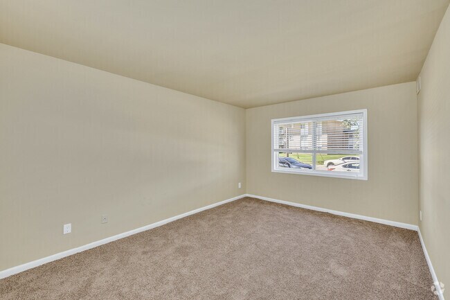 2 habitaciones, 2 baños - 1055 pies cuadrados - Baylor - Dormitorio - Colony Point Apartments