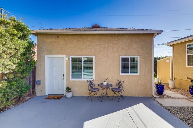 Foto del edificio - 6504 W 84th Pl