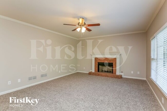Building Photo - 4124 Lake Oconee Dr NE
