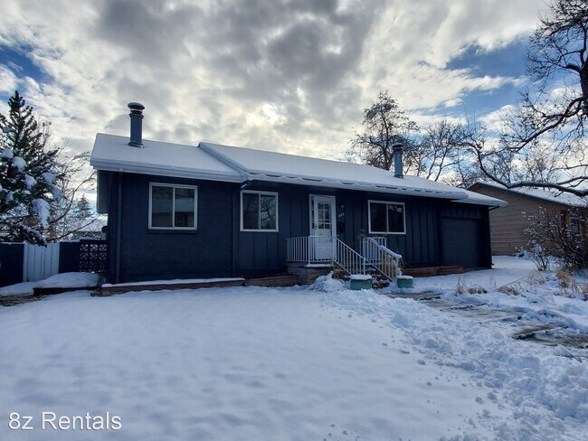 Building Photo - 5 br, 2 bath House - 1885 Del Rosa Ct