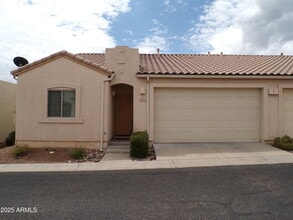 Building Photo - 1765 Manzanita Dr