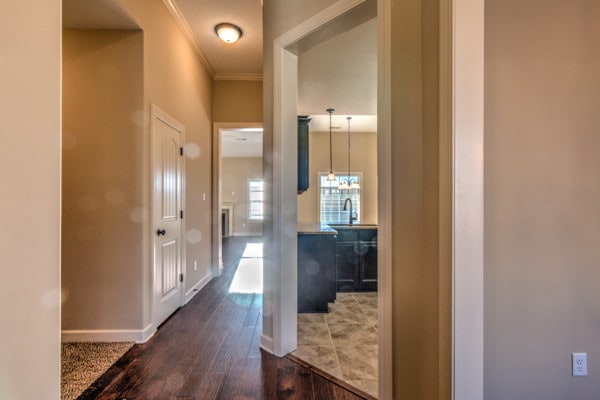 Building Photo - 5465 Meadowbriar Trail