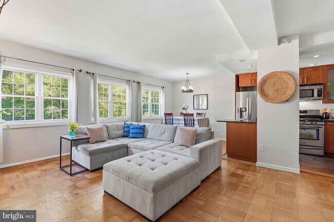 Foto del edificio - 3486 Gunston Rd