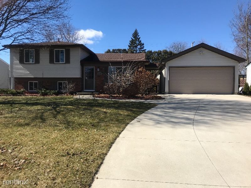 Foto principal - 3 br, 1.5 bath House - 2828 Deake Ave