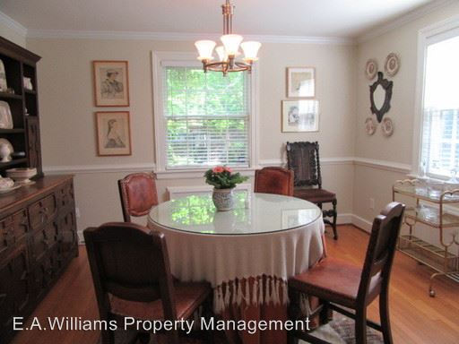 Building Photo - 4406 Bromley Ln