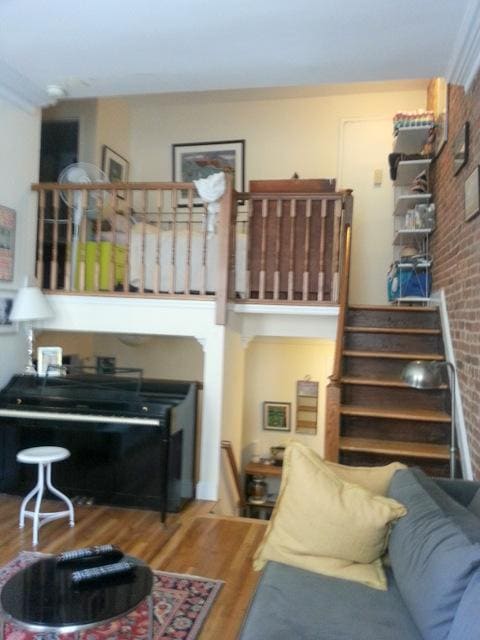 Building Photo - 55 W 76th St