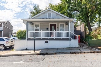 Building Photo - 110 N Lawrence St