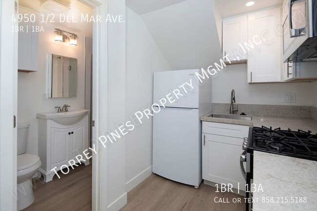 Foto del edificio - 4950 1/2 Del Mar Ave.-