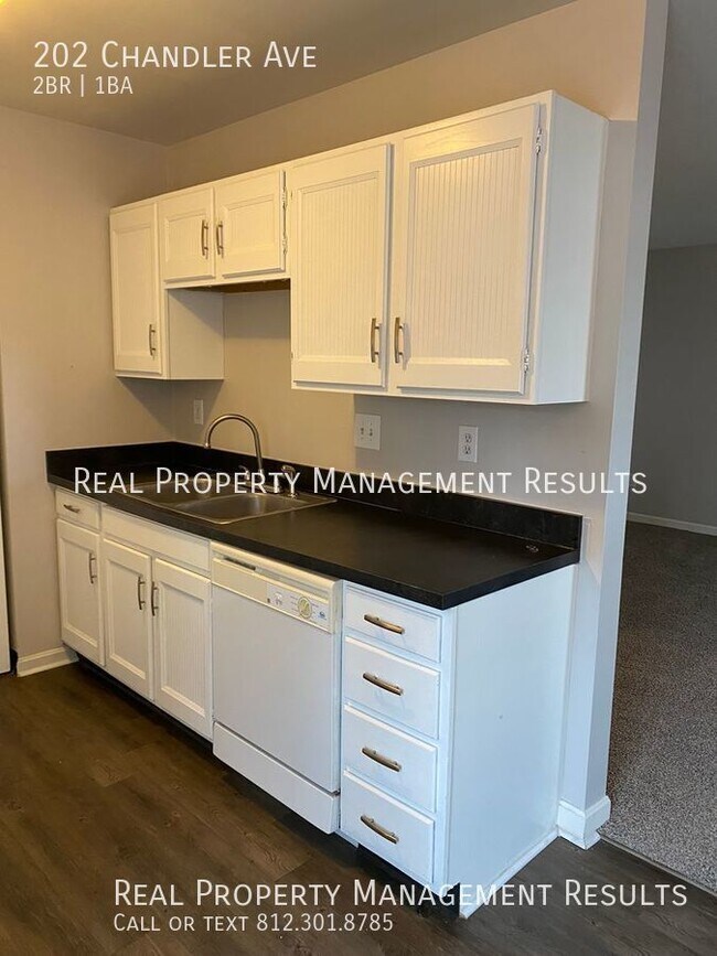 Foto del edificio - 2 Bedroom, 1 Bath, Mulberry Square Apartme...