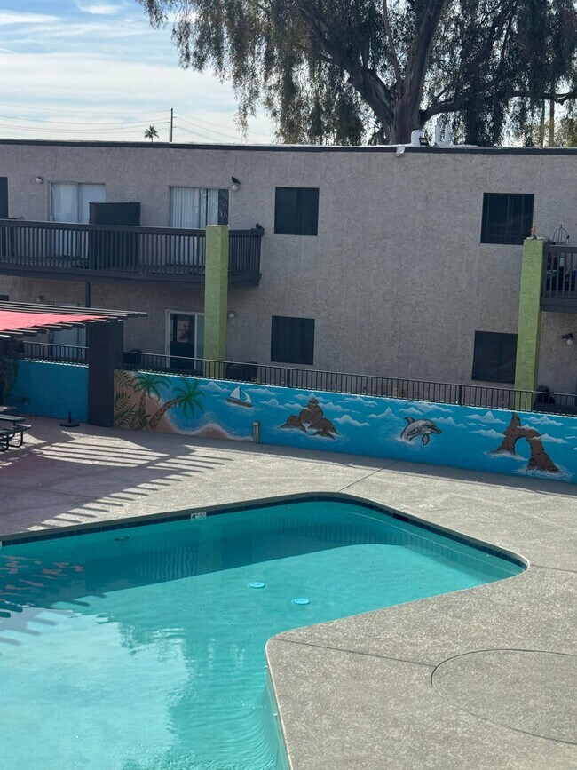 Building Photo - 1/2 off move in special! Large 1 bedroom in Phoenix, $1,145.00 with all utilities included and no...