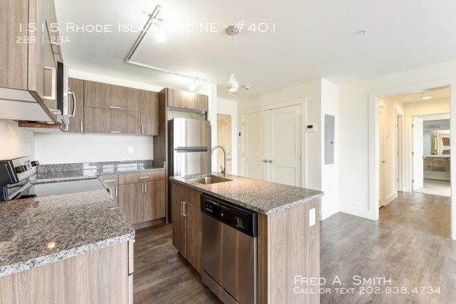 Building Photo - 2 bedroom in Washington DC 20018