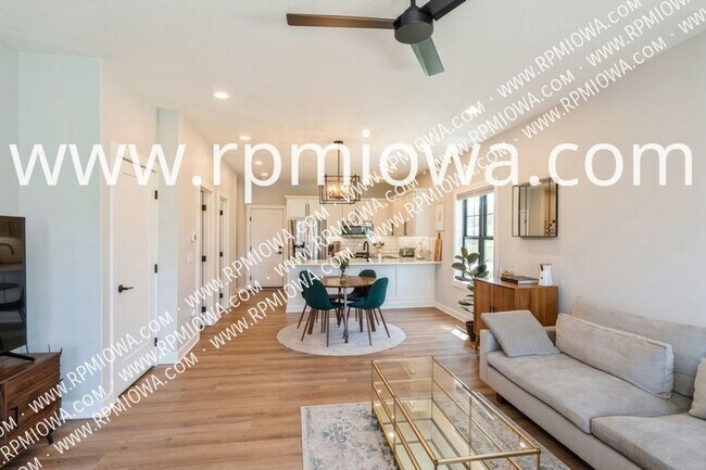 Foto del edificio - 10097 Stark Dr