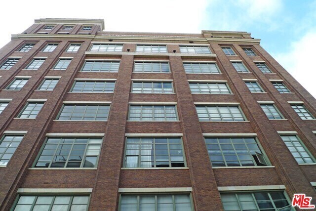 Primary Photo - 1850 Industrial St