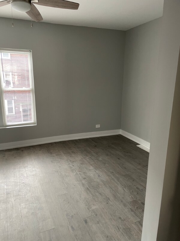 Foto del edificio - 4728 N Racine Ave