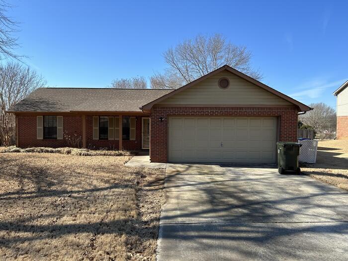 3 Bed / 2 Bath Rental House in Huntsville,... House Rental in