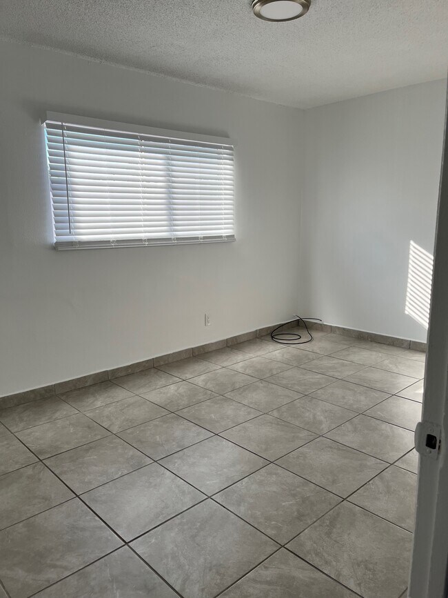 Building Photo - 9204 Sepulveda Blvd