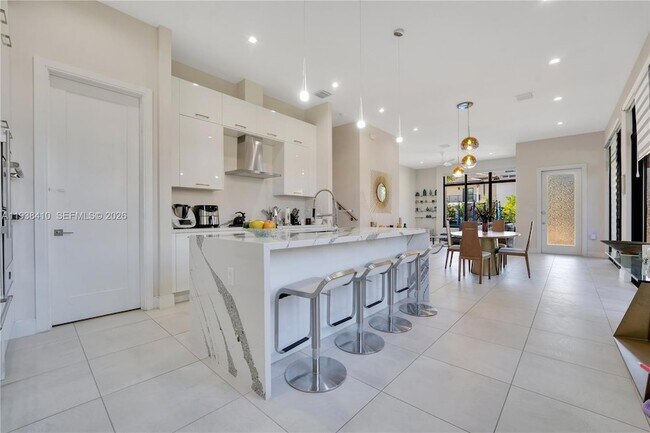 Foto del edificio - 8279 NW 43rd St