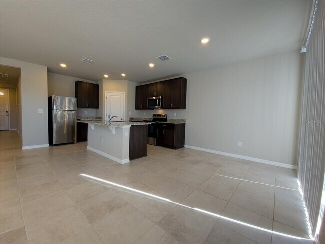 Foto del edificio - 3112 Forrest Plum Ct