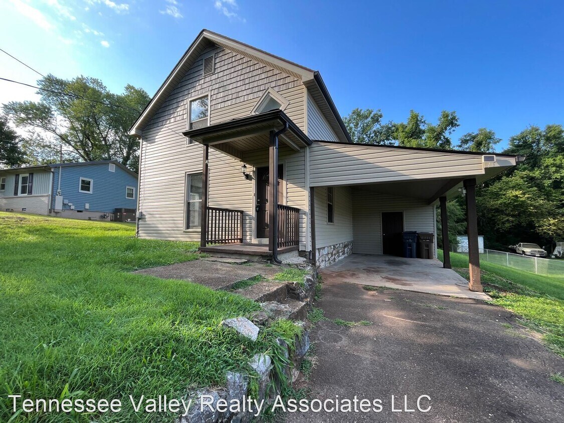 4219 Sevierville Pike, Knoxville, TN 37920 House Rental in Knoxville