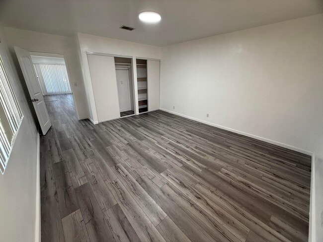 Foto del edificio - 627 N Stimson Ave