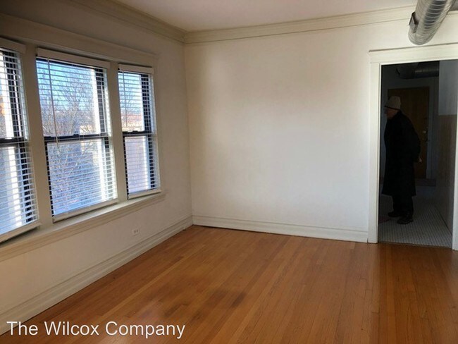 Foto del edificio - 2154-2156 W Addison St